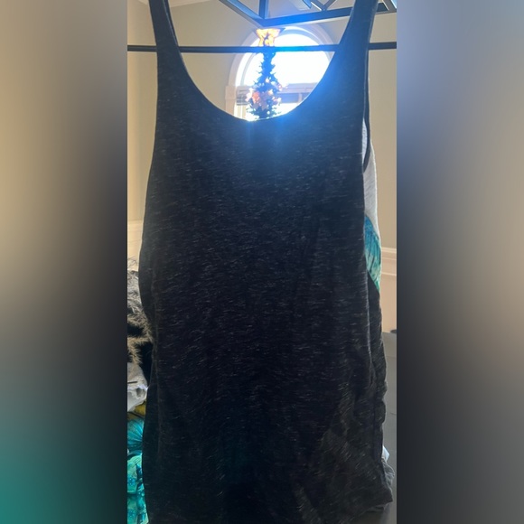 VS PINK ATHLETIC TANK - Picture 2 of 2